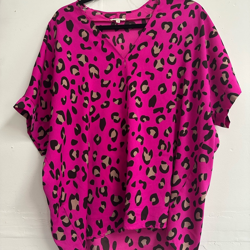 JODIFL Fuchsia Leopard Print Blouse